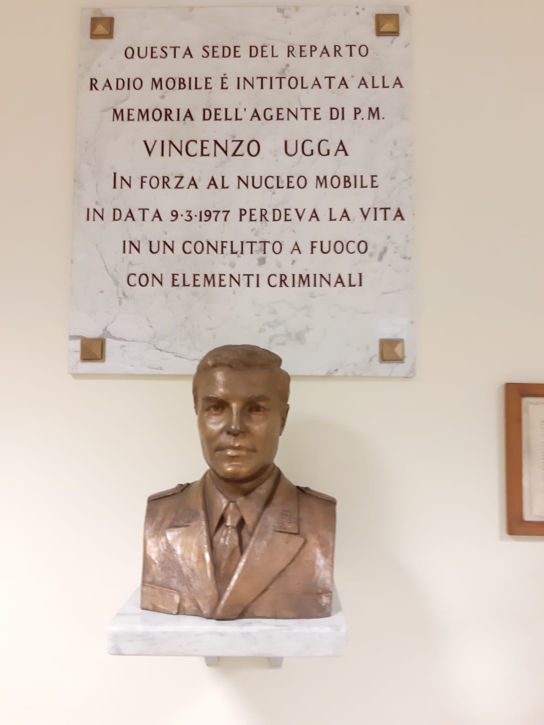 statua ugga